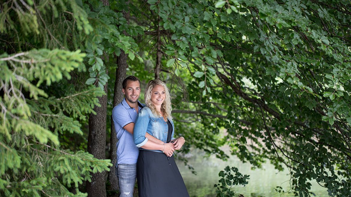 Paarfotos im Wald in Kramsach