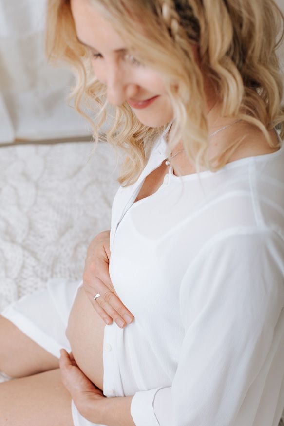 Schwangerschaftsshooting daheim