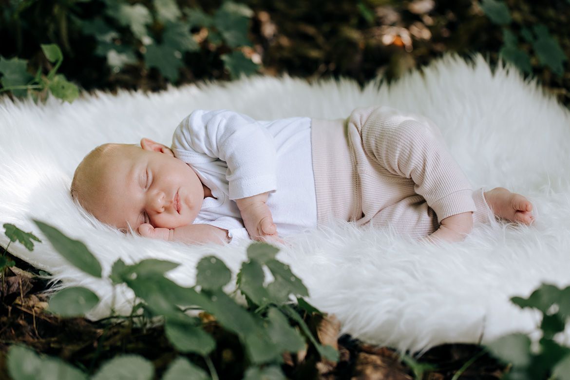 Newbornfotos in der Tiroler Natur