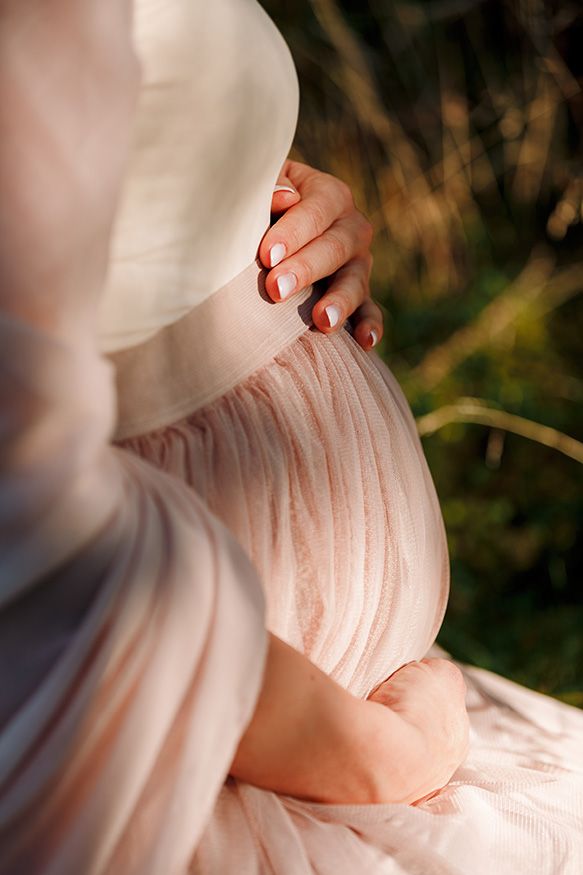 Schwangerschaftsfotos in der Tiroler Natur